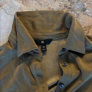 New Without Tags Banana Republic Women’s Khaki Button Down Shirt